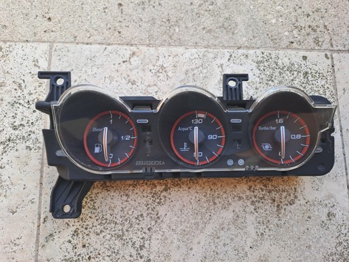 Quadro strumenti alfa romeo - quadro,